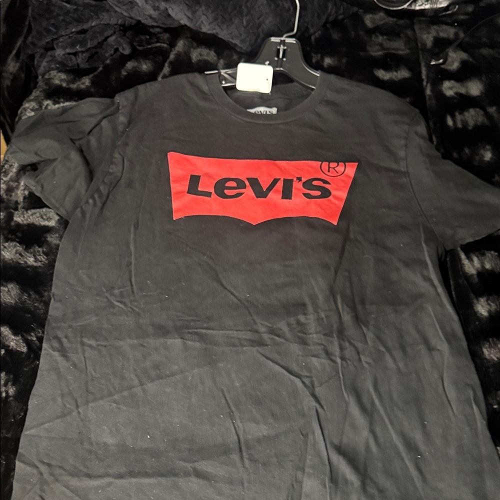 Levi's Men's Black Tee with Red Logo